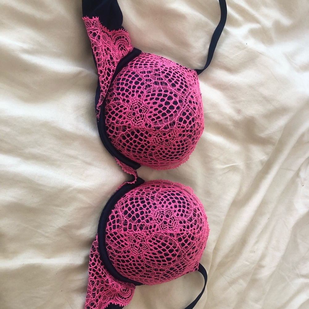 Victorias Secret Bombshell Bra